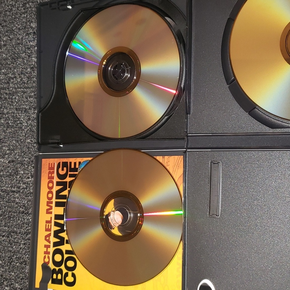 Multiple DVD's - Picture 3 of 9